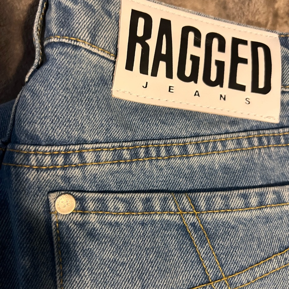 RAGGED PRIEST BLUE MOM JEANS